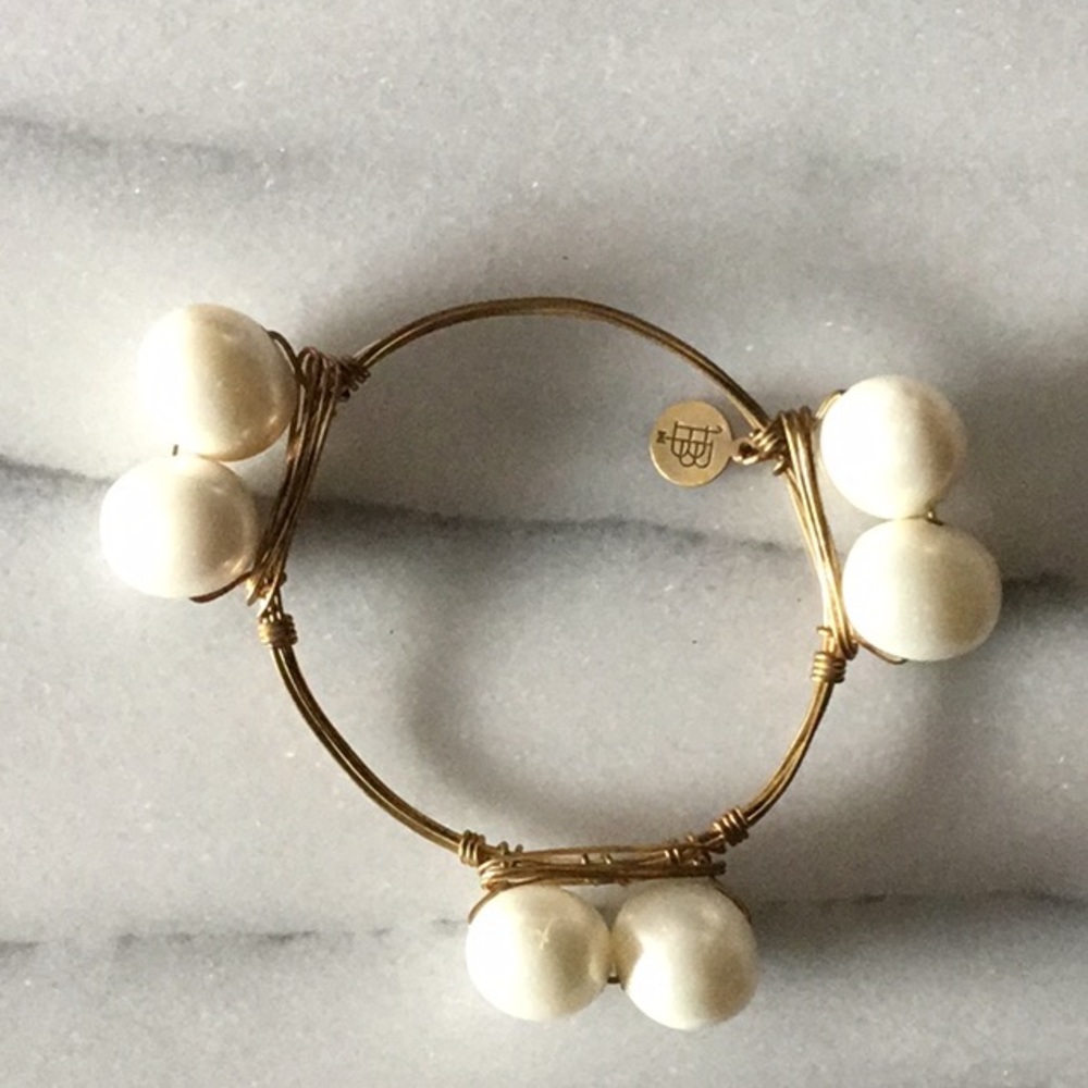 Bourbon and Bowties pearl bracelet